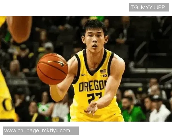 林葳脑后传球技惊四座德米尔接球轻松得分展现默契配合